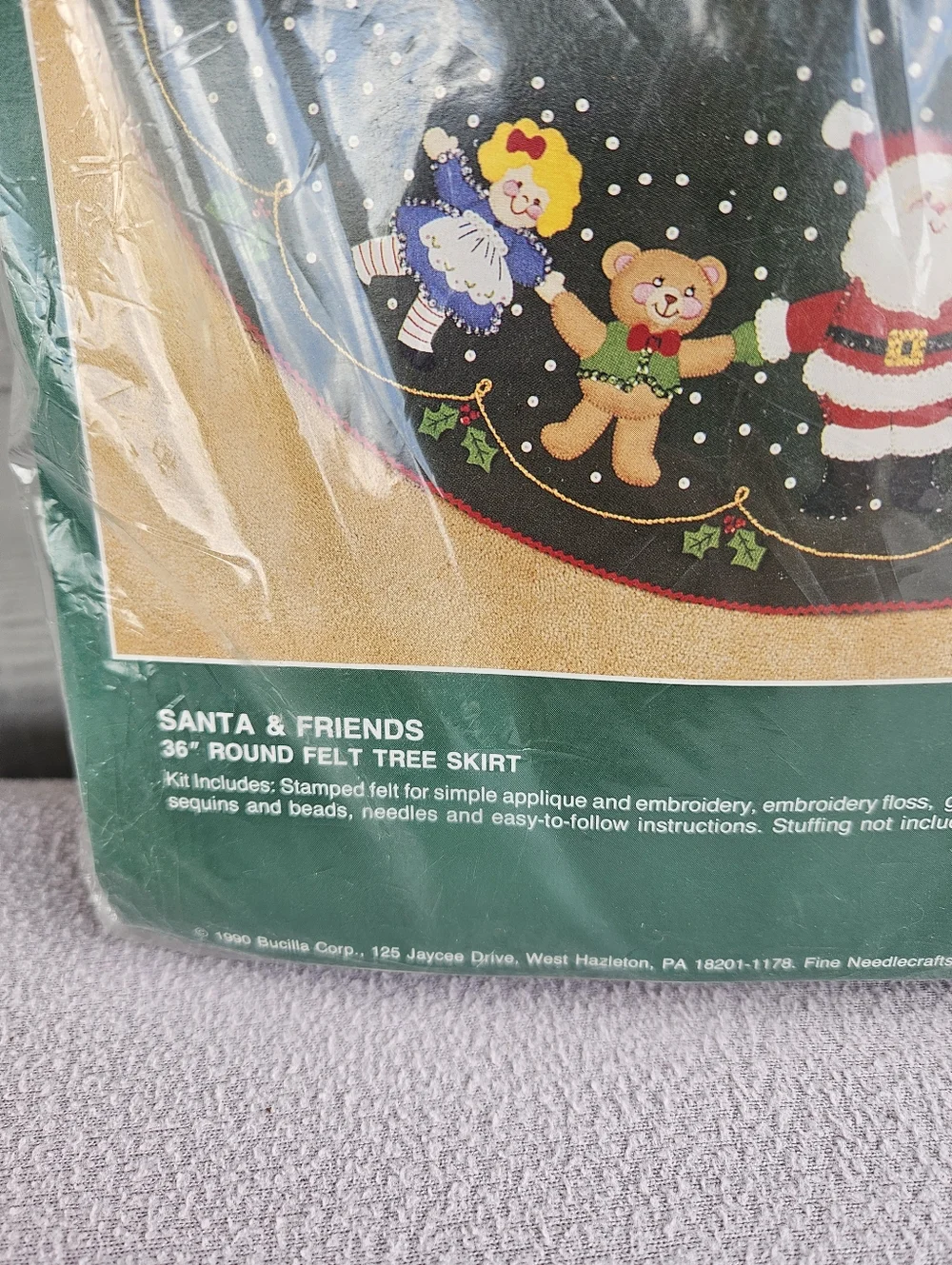 Bucilla Santa & Friends 36